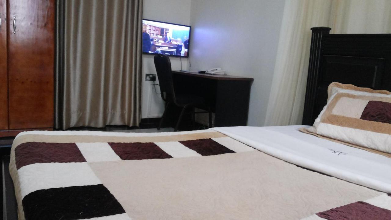 Hotel Good News リラ  エクステリア 写真